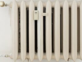 Meble z pamięcią ciepła: ukryte moduły PCM stabilizują temperaturę mieszkania i obniżają rachunki